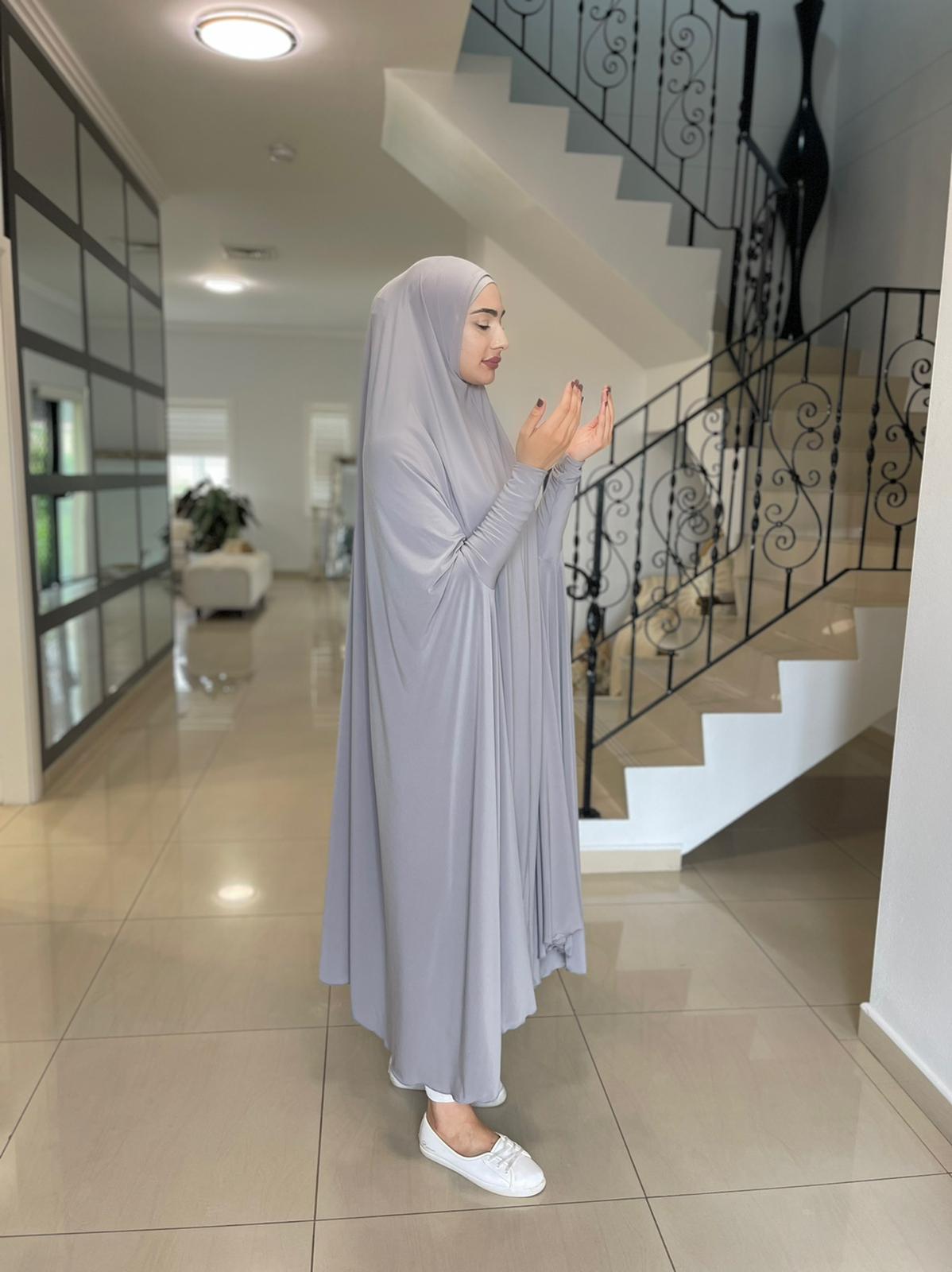 Long-sleeved Jilbabs